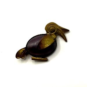 Vintage Gold Tone Bird Brooch with Cabochon‎ Body – Mid Century Costume Jewelry